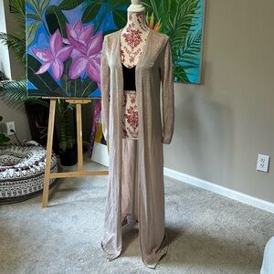 Champagne Glitter Sparkle Duster Windsor Medium